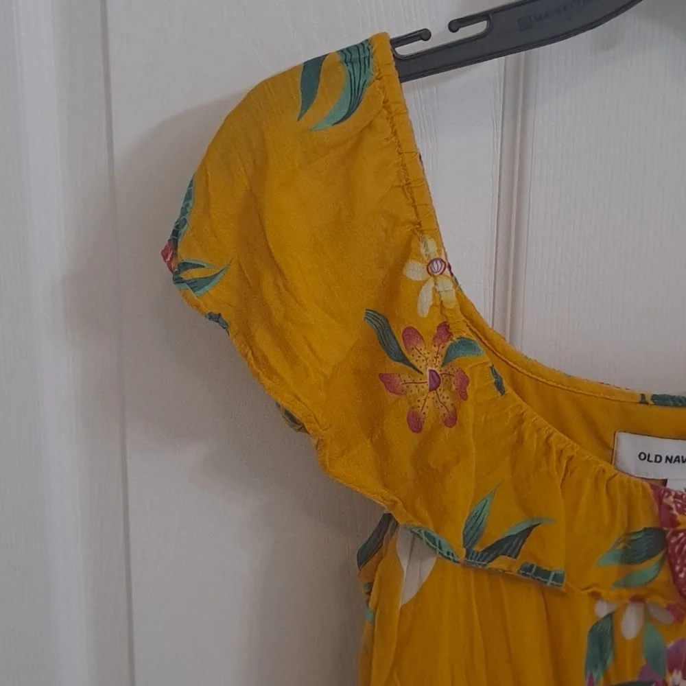 Old Navy Mustard Yellow Tropical Flower Ruffle Vacation Cruise Summer Sundress